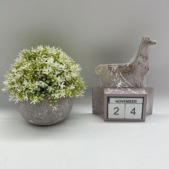 ✨ 🌵🦙 Llama Desk Perpetual Block Calendar 🦙✨🏷✨ - Picture 4 of 10